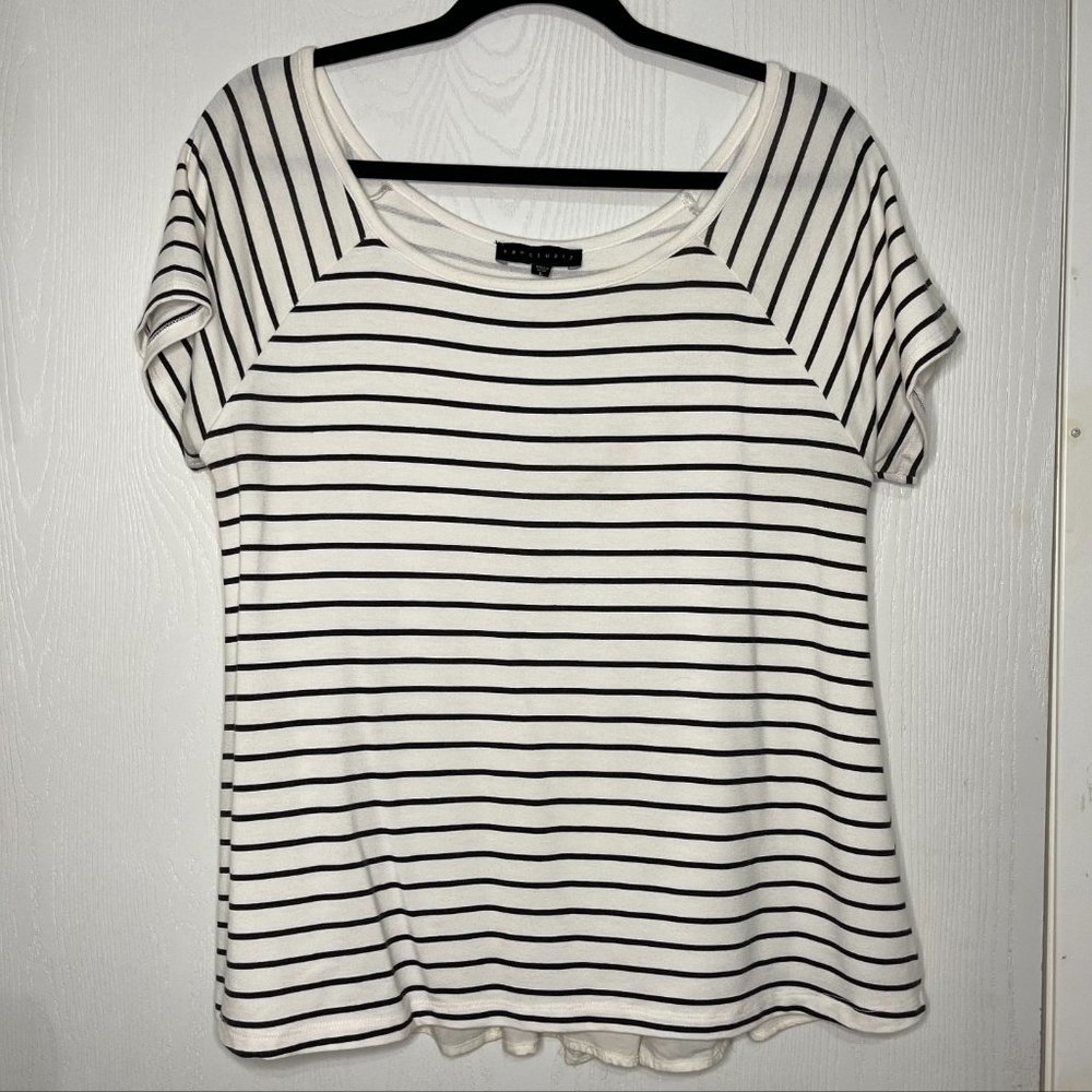 Sanctuary U-Neck Short Sleeve Large